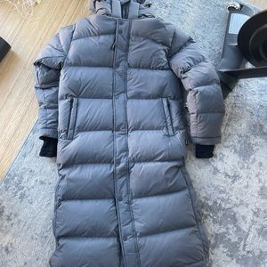 Aritzia Super Puff- NWT